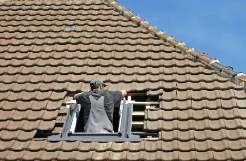 Pose de velux - Onet-le-Château